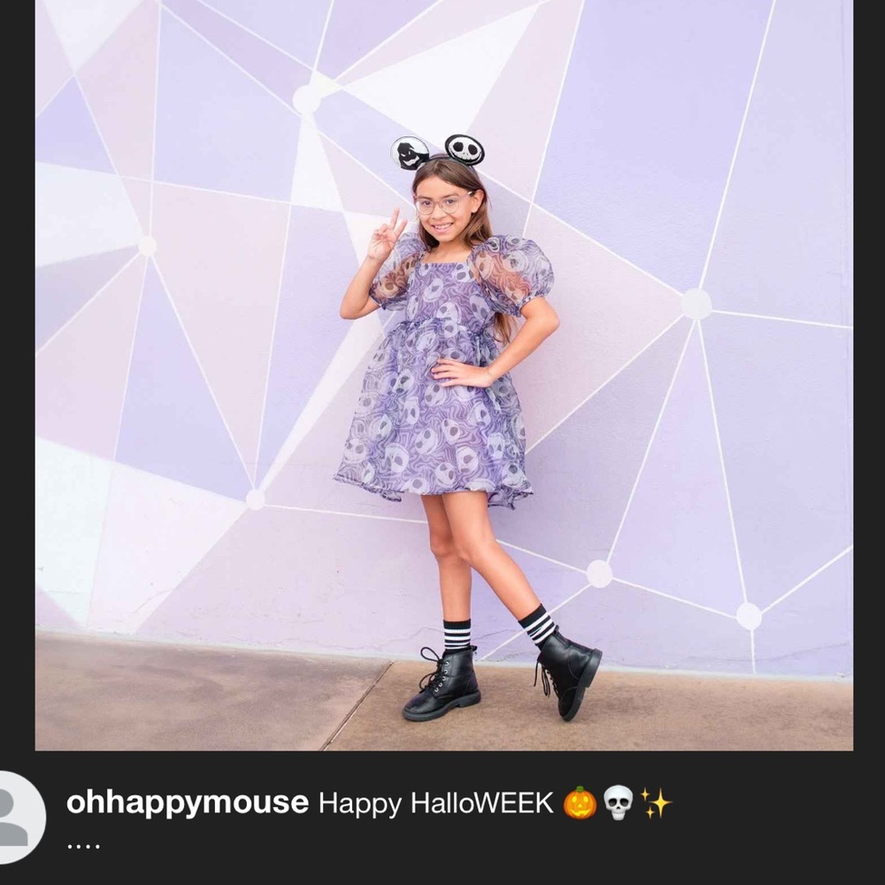 Girls' Jack Skellington Halloween Short Puff
Sleeve Dress - Purple